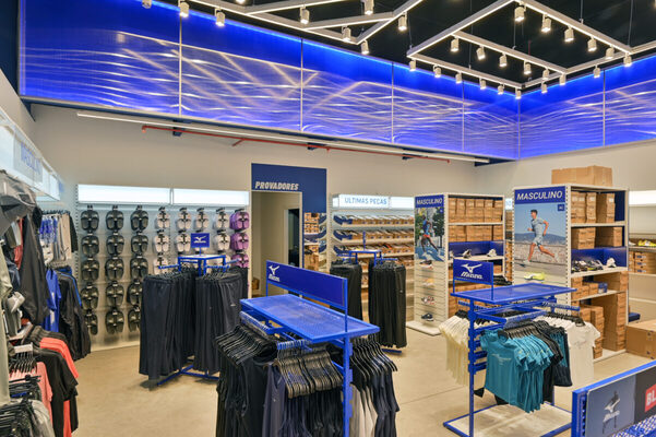 Linha de vestuário Mizuno: desempenho, tecnologia e conforto para corredores exigentes