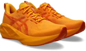 O ASICS Novablast 5 foi desenvolvido para corredores que buscam máximo retorno de energia, conforto e uma corrida mais dinâmica.