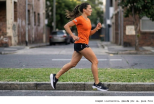 Nike Downshifter 14, Pegasus 42 e Vomero 18: qual tênis da Nike faz sentido para o seu treino?