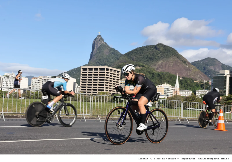 o ciclismo de 90,1 km é dividido em 2 voltas iguais de 45 km. a saída é da T1 no forte pela avenida atlântica